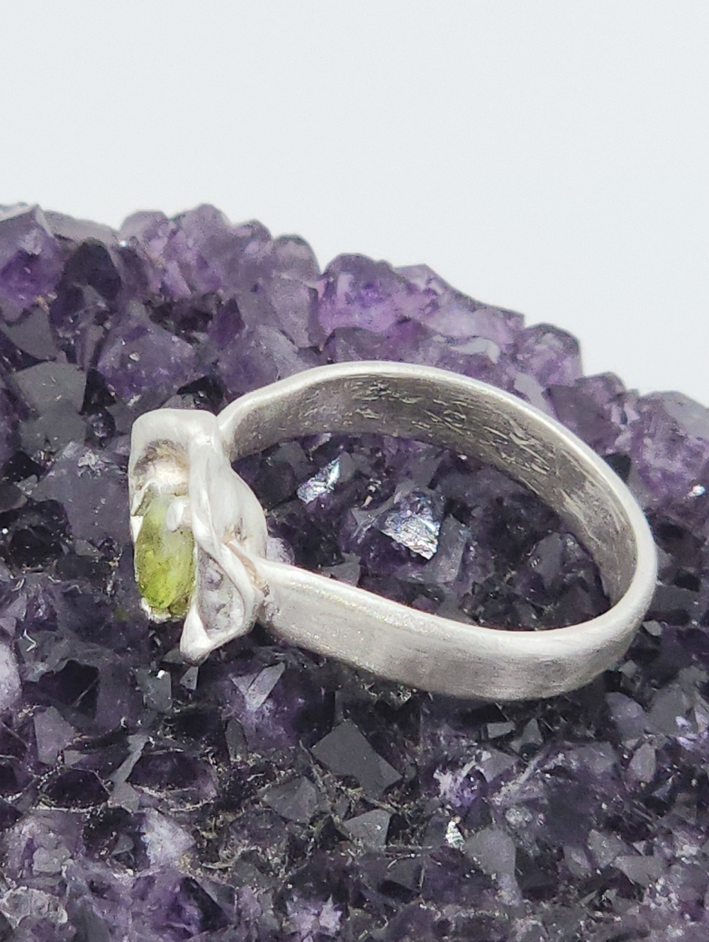 PERIDOT CRYSTAL ORGANIC RING HANDMADE IN STERLING SILVER SIZE 7 - Picture 4 of 13